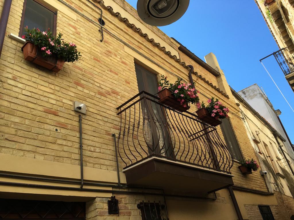Guest House Dimora Fiorita Serracapriola 외부 사진
